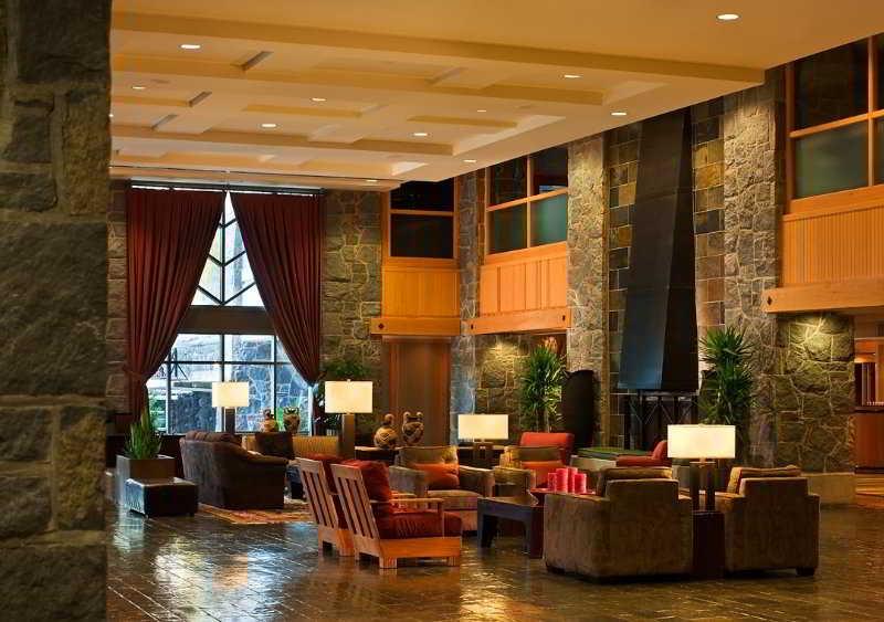 Aparthotel The Westin By Latour Whistler Esterno foto