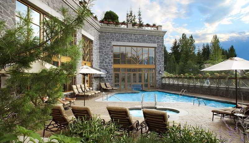Aparthotel The Westin By Latour Whistler Esterno foto
