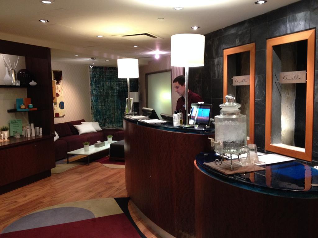 Aparthotel The Westin By Latour Whistler Esterno foto