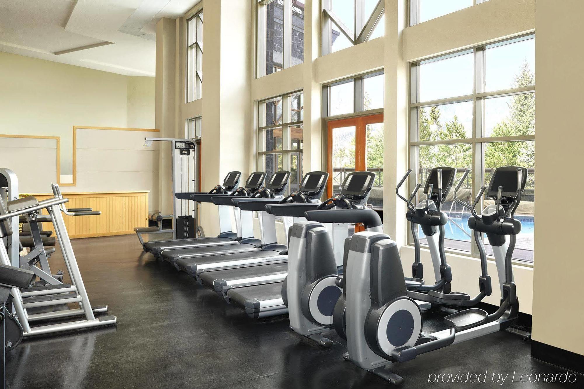 Aparthotel The Westin By Latour Whistler Esterno foto